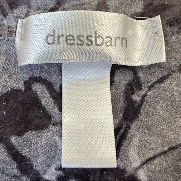 Dressbarn Women’s Floral Gray Red Short Sleeve Top Size: Large - Picture 4 of 6